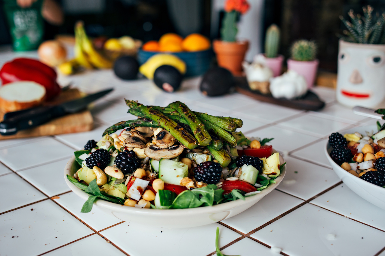 Vegetariánská večeře Whole30 na rostlinné bázi